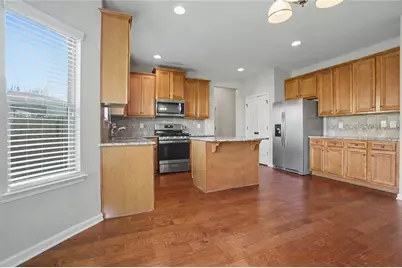 7646 Crawford Court, Fairburn, GA 30213 - Photo 11