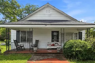 272 N Dogwood Ave, Social Circle, GA 30025 - Photo 1