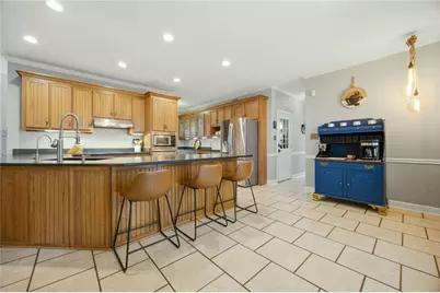 1390 Rivershyre Parkway, Lawrenceville, GA 30043 - Photo 17