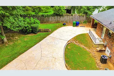 3418 Valley Ridge Terrace SW, Atlanta, GA 30331 - Photo 17