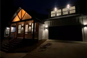374 Academy Woods Dr, Jefferson, GA 30549 - Photo 9