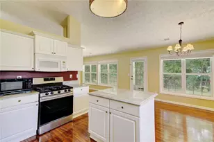 3231 Bonita Ct, Buford, GA 30519 - Photo 17
