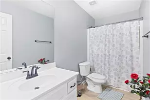1055 Grace Dr, Lawrenceville, GA 30043 - Photo 17
