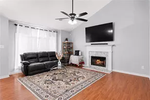 1055 Grace Dr, Lawrenceville, GA 30043 - Photo 7
