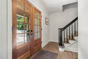 1711 W Nancy Creek Dr NE, Atlanta, GA 30319 - Photo 3