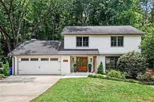 1711 W Nancy Creek Dr NE, Atlanta, GA 30319 - Photo 1