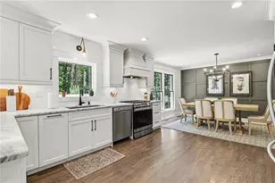 1711 W Nancy Creek Dr NE, Atlanta, GA 30319 - Photo 11