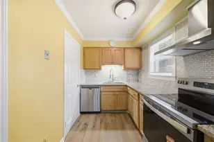 4701 Flat Shols Rd, Union City, GA 30291 - Photo 9