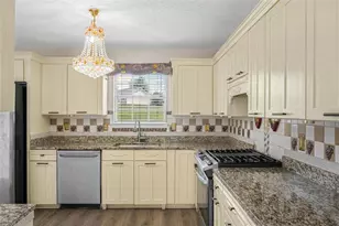 6940 Pompas Ct, Douglasville, GA 30135 - Photo 13