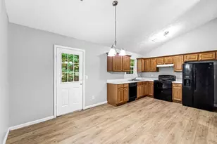 3305 Herrenhut Rd, Lithonia, GA 30038 - Photo 9
