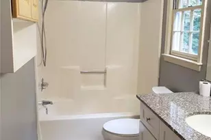1011 Forest Park Ln, Suwanee, GA 30024 - Photo 13