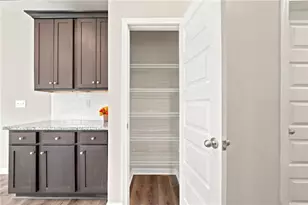 3645 Prospect Point Dr, Oakwood, GA 30566 - Photo 15