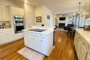 2705 Montclair Pl, Snellville, GA 30078 - Photo 9