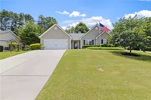 521 Embassy Walk, Winder, GA 30680 - Photo 1