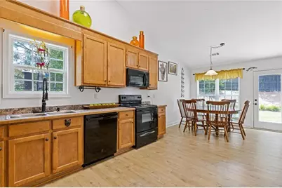 521 Embassy Walk, Winder, GA 30680 - Photo 15