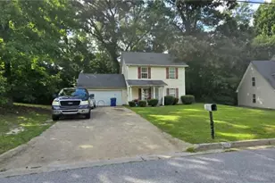 865 Old Rocky Rd, Atlanta, GA 30349 - Photo 1