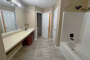 6675 Princeton Park Ct, Lithonia, GA 30058 - Photo 19