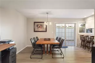 7312 Cardigan Cir, Sandy Springs, GA 30328 - Photo 9