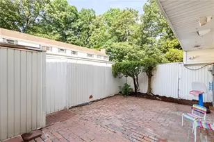 7312 Cardigan Cir, Sandy Springs, GA 30328 - Photo 21