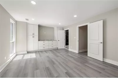 1009 Riverbend Club Drive SE, Atlanta, GA 30339 - Photo 13
