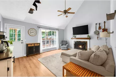503 E Lake Court, Woodstock, GA 30188 - Photo 9
