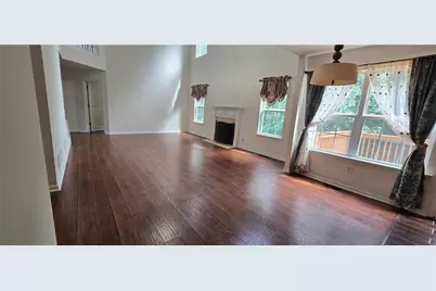 3811 Roxfield Dr, Buford, GA 30518 - Photo 3