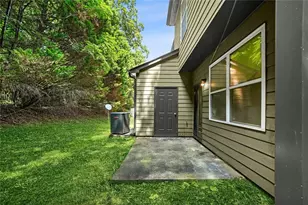 1618 Bayrose Cir, Atlanta, GA 30344 - Photo 25