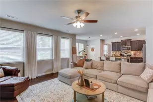 1429 Washington Rose Ave, Hoschton, GA 30548 - Photo 13