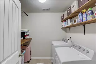 1429 Washington Rose Ave, Hoschton, GA 30548 - Photo 33