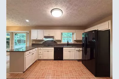 120 Oxford Lane, Fayetteville, GA 30215 - Photo 9