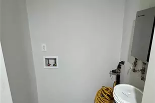 69 4th St, Griffin, GA 30223 - Photo 19