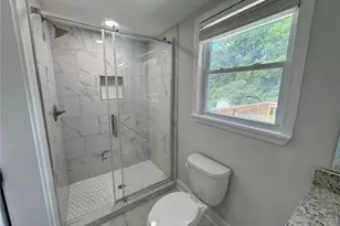 69 4th St, Griffin, GA 30223 - Photo 15