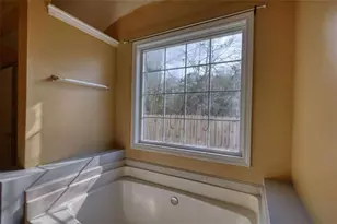 565 Ambur Lake Dr, Lawrenceville, GA 30043 - Photo 27