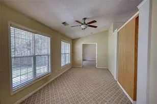 565 Ambur Lake Dr, Lawrenceville, GA 30043 - Photo 21