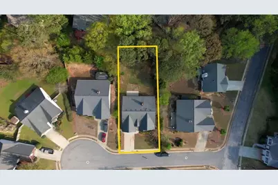 565 Ambur Lake Dr, Lawrenceville, GA 30043 - Photo 47