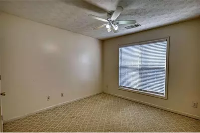 565 Ambur Lake Dr, Lawrenceville, GA 30043 - Photo 39