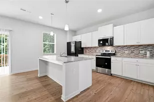 384 Summerwood Ln, Dawsonville, GA 30534 - Photo 9