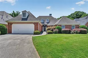 12610 Oxfordshire Ct, Alpharetta, GA 30005 - Photo 1