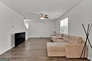 1054 Mackets Ct, Atlanta, GA 30354 - Photo 5