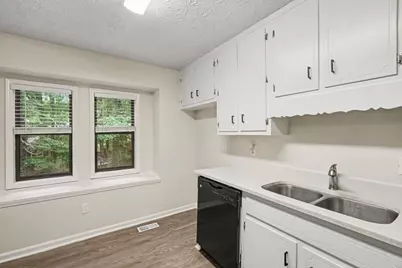 2511 Deerfield Drive NW, Kennesaw, GA 30144 - Photo 9
