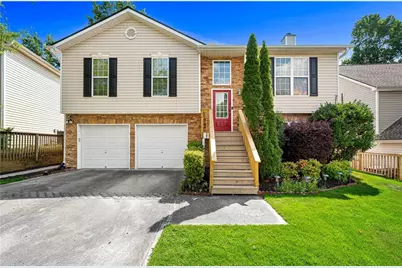 5822 Bridgeport Court, Flowery Branch, GA 30542 - Photo 1