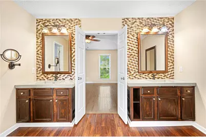 5822 Bridgeport Court, Flowery Branch, GA 30542 - Photo 19