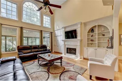 10370 Sugar Crest Avenue, Duluth, GA 30097 - Photo 9