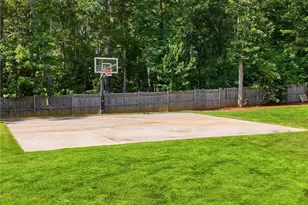 1860 W Elmwood Dr, Acworth, GA 30102 - Photo 7