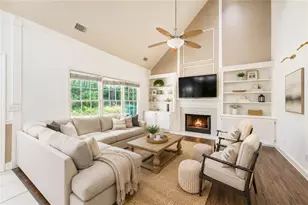 1595 Watercove Ln, Lawrenceville, GA 30043 - Photo 5