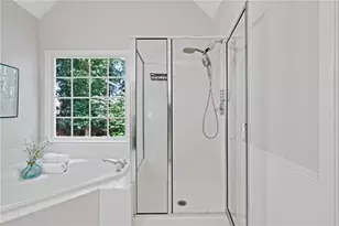 1595 Watercove Ln, Lawrenceville, GA 30043 - Photo 25