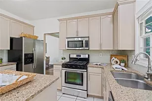 1595 Watercove Ln, Lawrenceville, GA 30043 - Photo 11