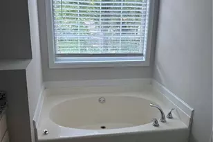 2575 Hamilton Chase Run, Buford, GA 30519 - Photo 15