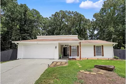 10 Saratoga Drive, Lawrenceville, GA 30044 - Photo 1