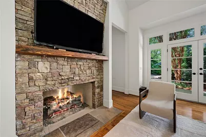82 Blackland Road NW, Atlanta, GA 30342 - Photo 19